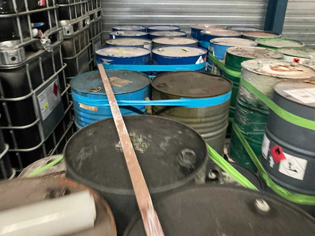 Vaten met inhoud (32x) - afbeelding 5 van  7