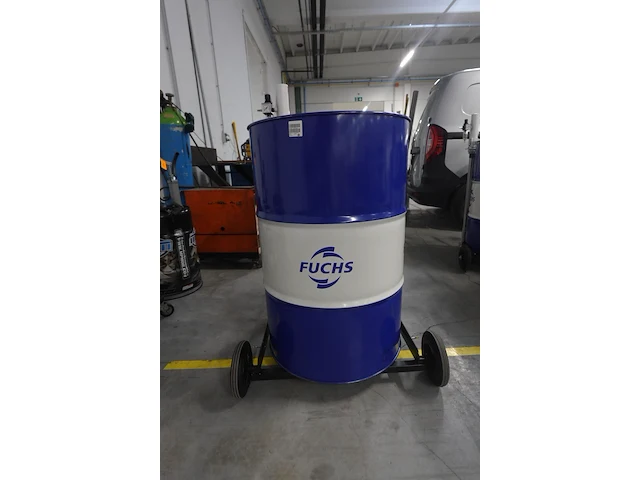Vatenkar met samoa pomp en vat olie 250l - afbeelding 1 van  7