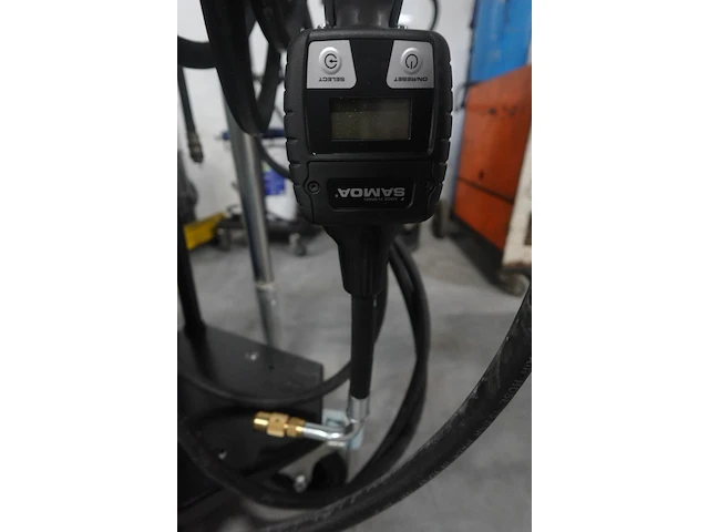 Vatenkar met samoa pomp en vat olie 250l - afbeelding 7 van  7