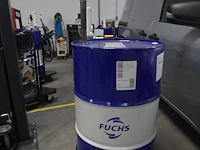 Vatenkar met samoa pomp en vat olie plm 250l