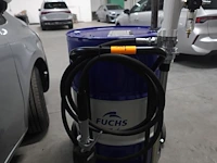 Vatenkar met samoa pomp en vat olie plm 250l - afbeelding 2 van  6