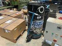 Vatenkar met vat - afbeelding 1 van  5