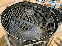 Vatenkar met vat - afbeelding 5 van  5