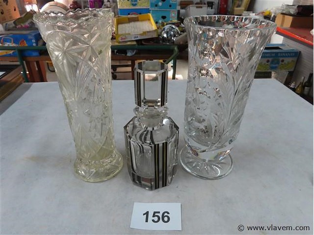 Vazen en parfumfles - afbeelding 1 van  5