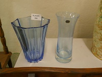 Vazen in blauw glas - afbeelding 1 van  1