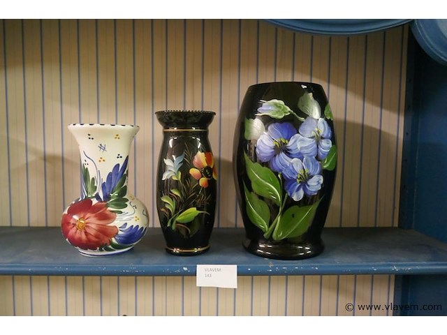 Vazen met bloemen - afbeelding 1 van  1