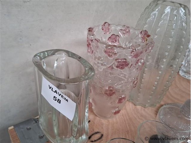 Vazen - afbeelding 1 van  1