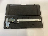 Vdt digitale schuifmaat rvs 150mm
