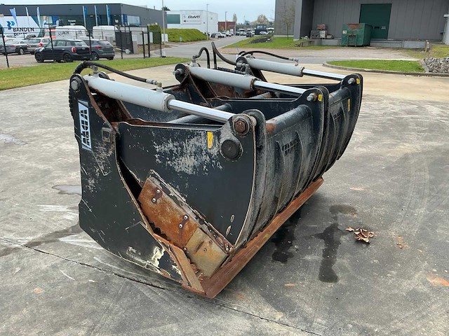 Vdw kuilhapper - afbeelding 3 van  7