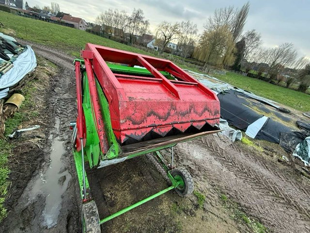 Vdw uitkuilmeng-doseerwagen - afbeelding 3 van  29