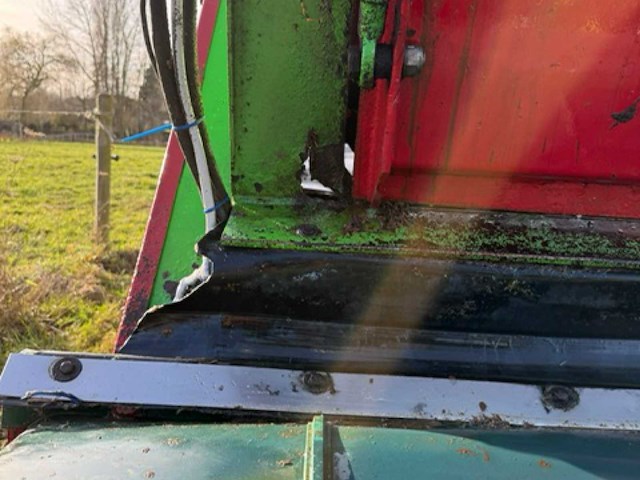 Vdw uitkuilmeng-doseerwagen - afbeelding 9 van  29