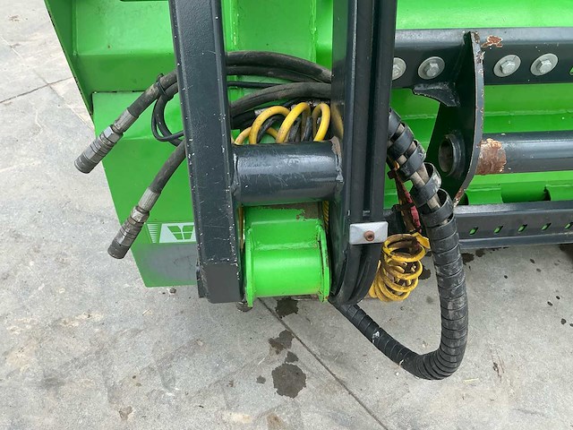 Vdw voederbak met bodemketting ( verreiker/wiellader ) - hydraulisch - afbeelding 16 van  23