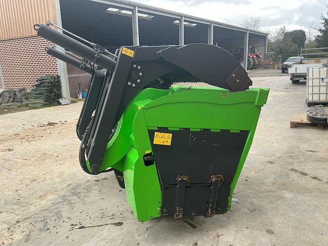 Vdw voederbak met bodemketting ( verreiker/wiellader ) - hydraulisch - afbeelding 17 van  22