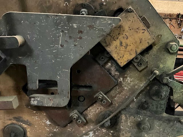 Veb nossener sc fdla 13-1 pons- en knipmachine - afbeelding 7 van  10