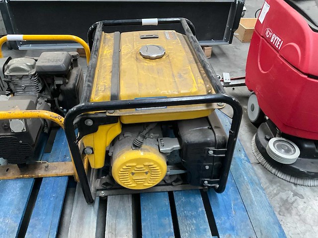 Veba stroomgenerator - afbeelding 4 van  4