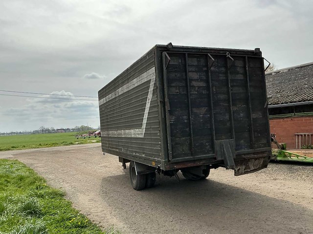 Veeaanhangwagen - afbeelding 9 van  15