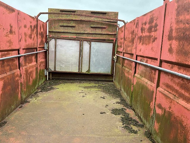 Veeaanhangwagen - afbeelding 10 van  12