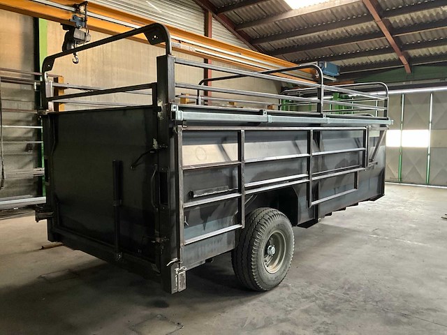 Veeaanhangwagen - afbeelding 16 van  20