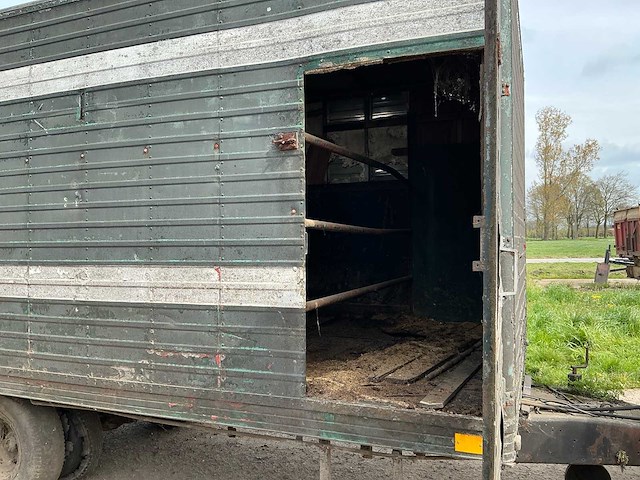 Veeaanhangwagen - afbeelding 5 van  12