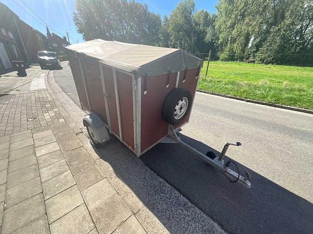 Veeaanhangwagen - afbeelding 2 van  2
