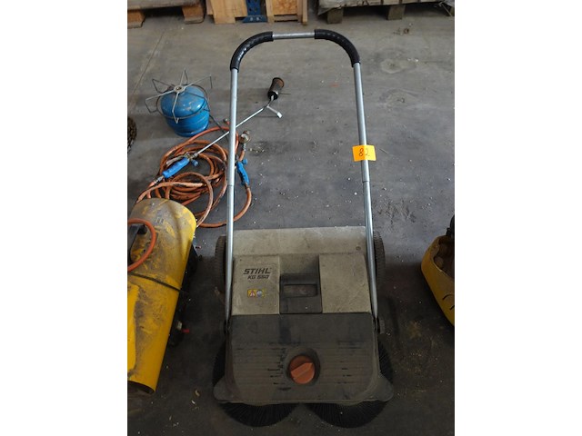 Veegborstel stihl - afbeelding 1 van  4