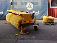 Veegborstel volvo 305cm passend volvo shovel - afbeelding 1 van  1