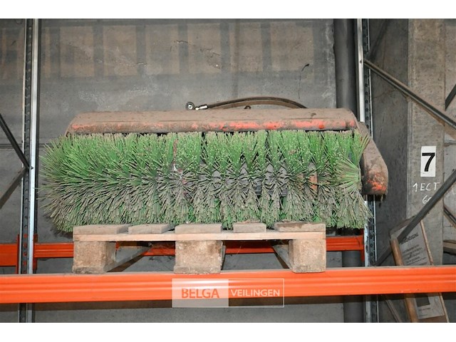 Veegborstel voor bobcat - afbeelding 2 van  7