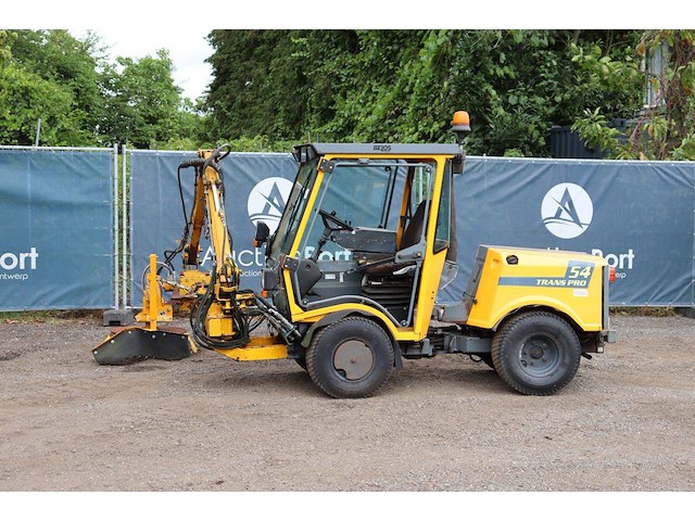 Veegmachine belos trans pro 54 diesel 33kw 2007 - afbeelding 1 van  1