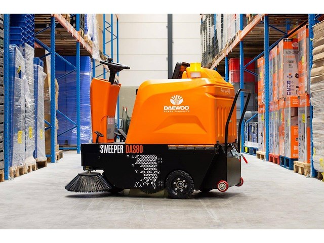 Veegmachine daewoo das80 elektrisch 700w 2025 nieuw - afbeelding 1 van  1
