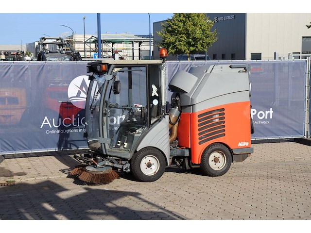 Veegmachine hako citymaster 300 diesel 16kw 2005 (marge) - afbeelding 1 van  1
