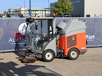 Veegmachine hako citymaster 300 diesel 16kw 2005 (marge) - afbeelding 1 van  1