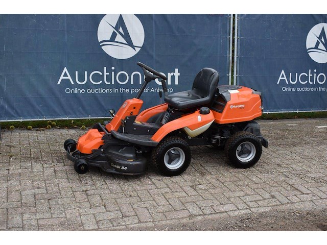 Veegmachine husqvarna r216 benzine - afbeelding 1 van  1