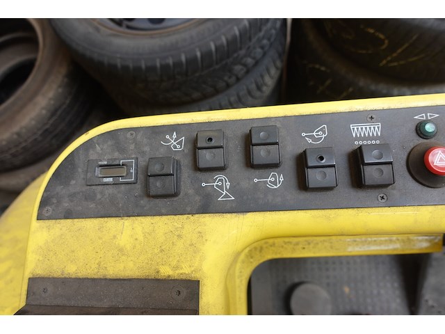 Veegmachine karcher - afbeelding 13 van  13