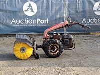 Veegmachine lombardini benzine