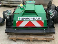 Veegmachine met onkruidverbrander - afbeelding 2 van  12