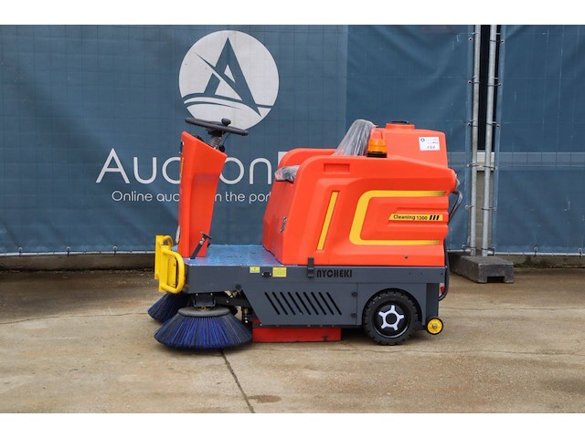 Veegmachine nycheki cleaning 1300 iii elektrisch - afbeelding 1 van  1