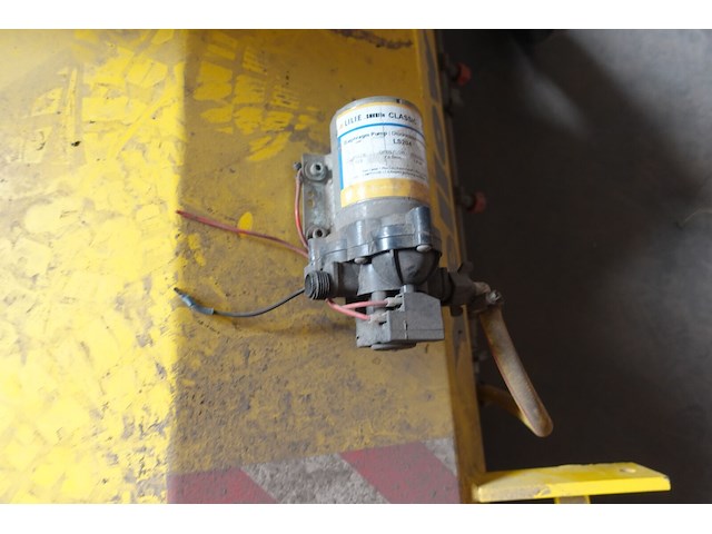 Veegmachine opzet heftruck - afbeelding 10 van  11