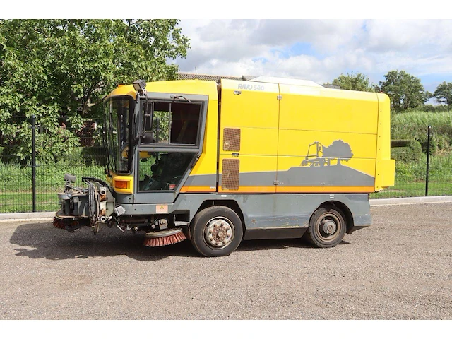Veegmachine ravo 540 diesel 2004 - afbeelding 1 van  1