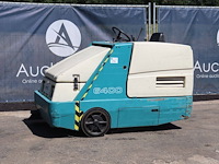 Veegmachine tennant 6400 diesel 12kw 2002 - afbeelding 1 van  1