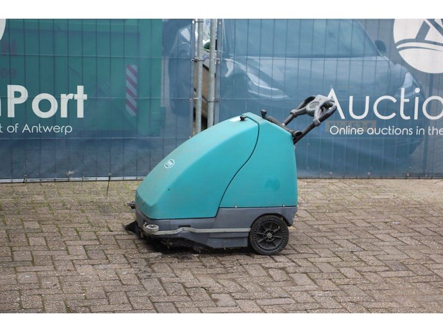 Veegmachine tennant s8 elektrisch - afbeelding 1 van  1