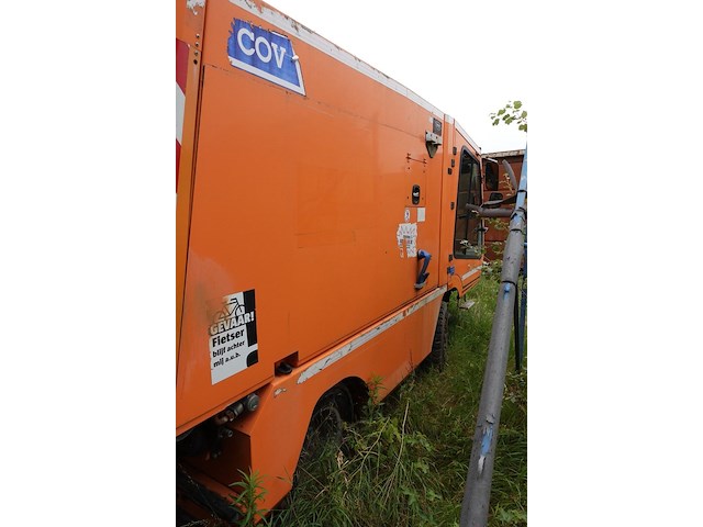 Veegmachine tennant - afbeelding 2 van  12
