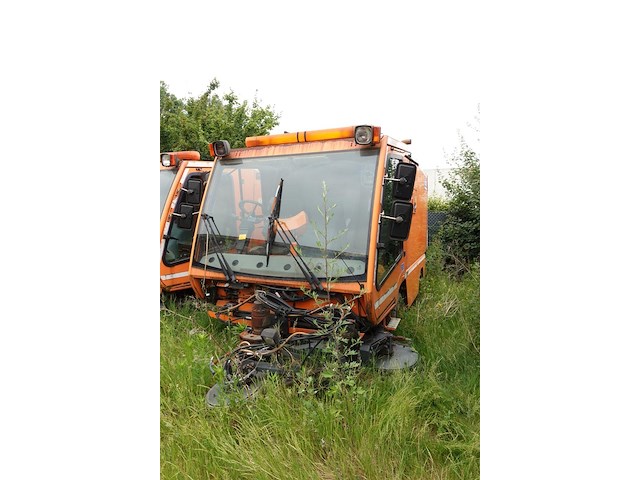 Veegmachine tennant - afbeelding 8 van  13