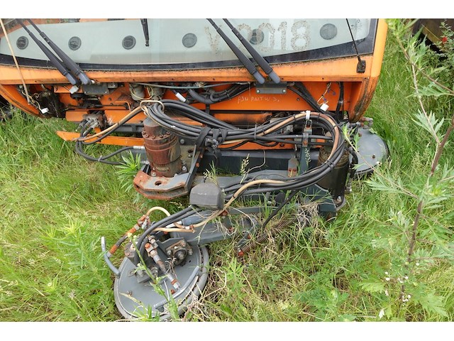 Veegmachine tennant - afbeelding 9 van  13