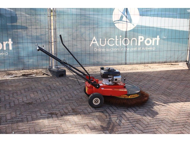 Veegmachine westermann mbr 800 benzine 2006 - afbeelding 1 van  1