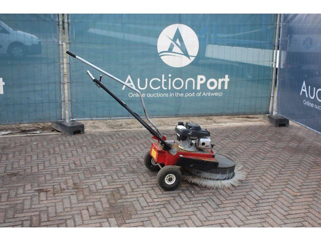 Veegmachine westermann wr 900 benzine 2014 - afbeelding 1 van  1