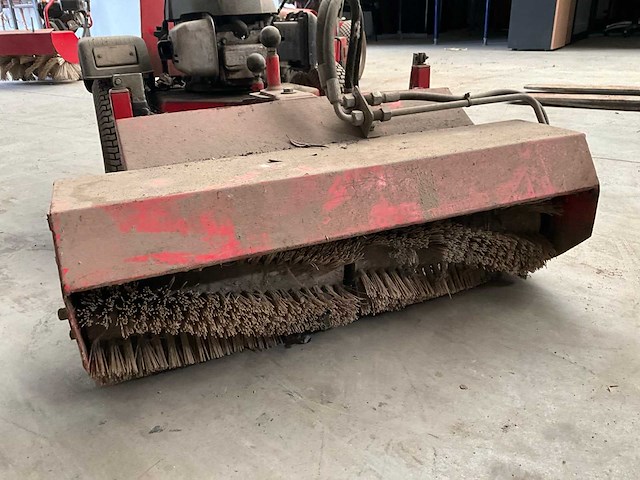 Veegmachine - afbeelding 1 van  7