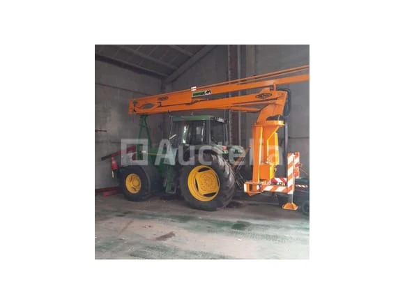 Veegwagen, bestelwagens, emmertrekker, isolatiepanelen, gereedschap