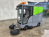 Veegwagen okg dy2400 elektrisch 2025 nieuw