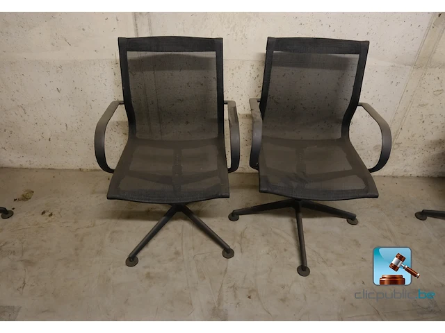 Veel bureaustoelen - afbeelding 1 van  7