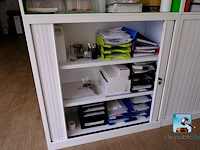 Veel kantoormeubilair en computerapparatuur - afbeelding 28 van  37